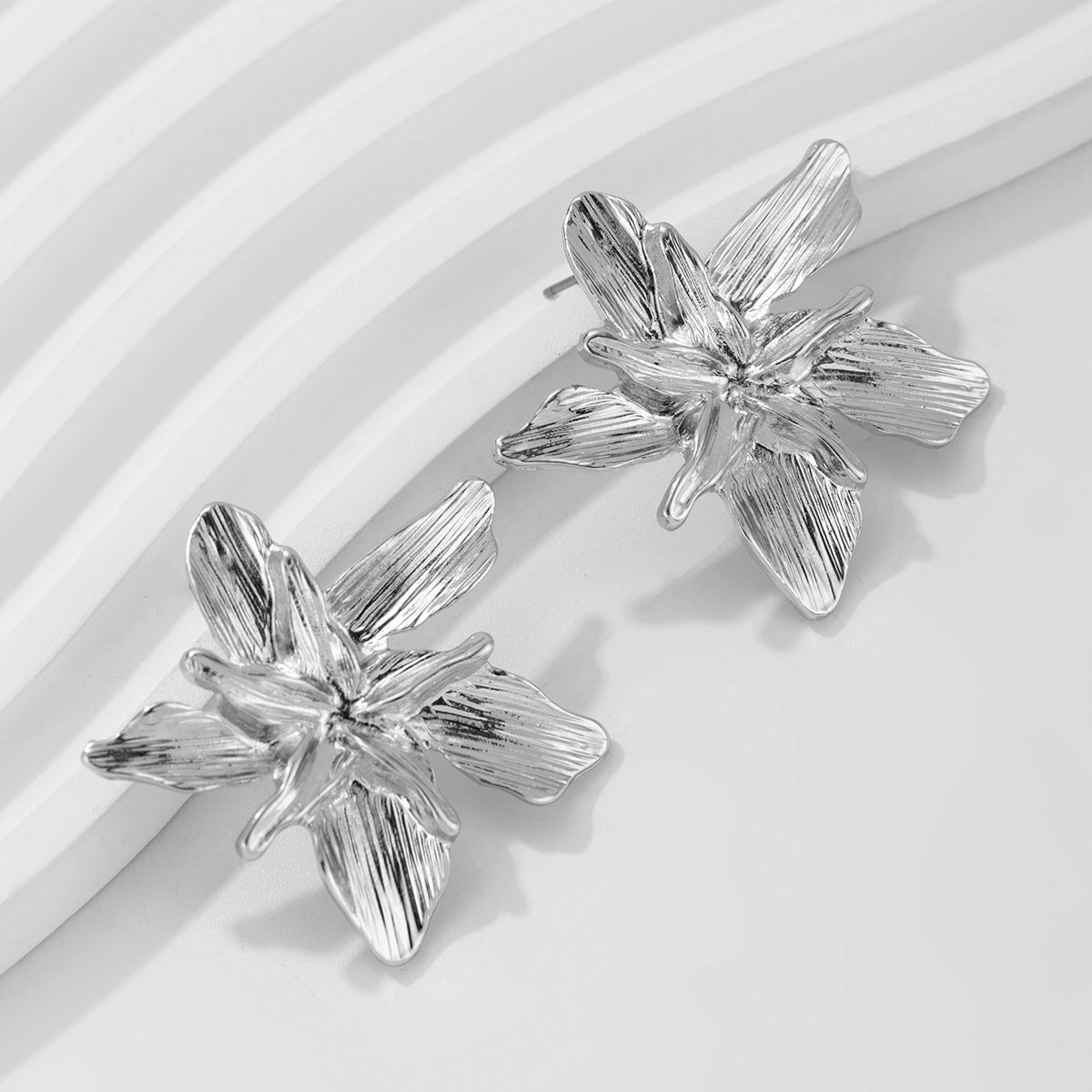 Gold & Silver Plated Boho Floral Tassel Earrings – Vintage Double-Layer Flower Drop Earrings for Women, INS Trendy Statement Jewelry