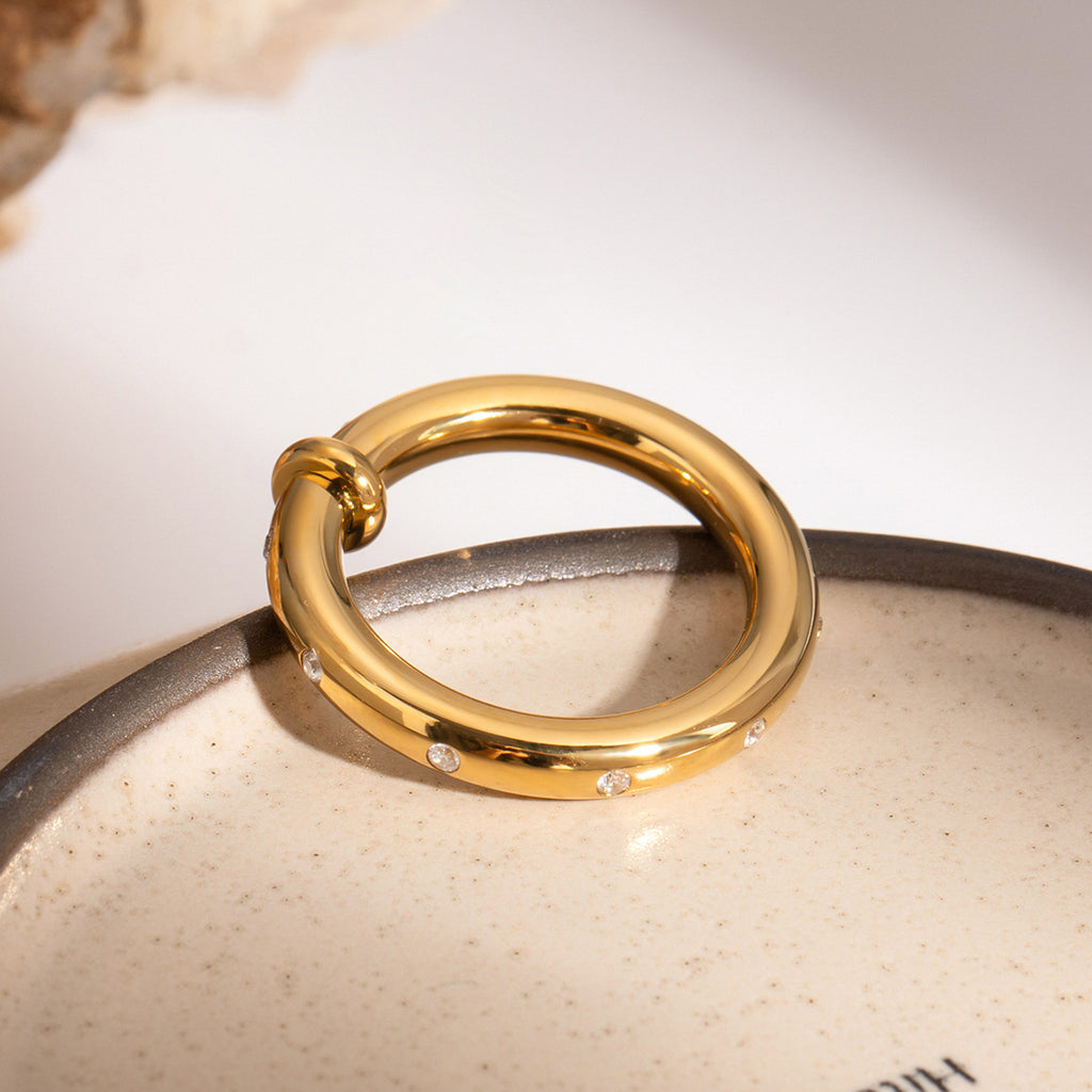 Stainless Steel Crystal Band Ring for Women – Minimalist Luxury Zircon Ring, Dainty High-End Jewelry Gift