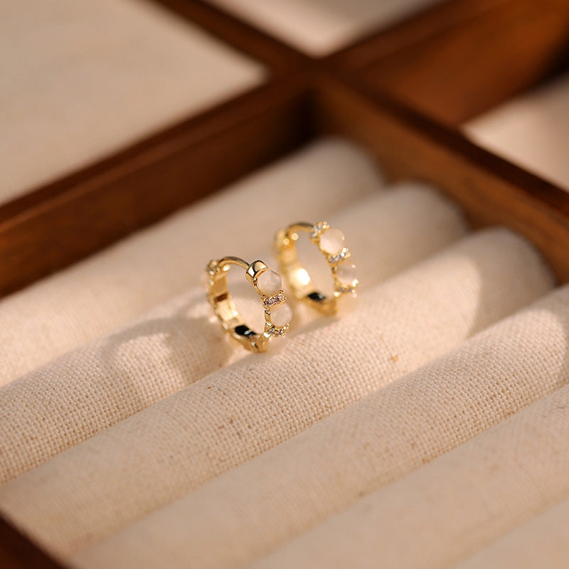 Minimalist Cat’s Eye Hoop Earrings – Elegant Small Design, Premium Shine for Everyday Chic